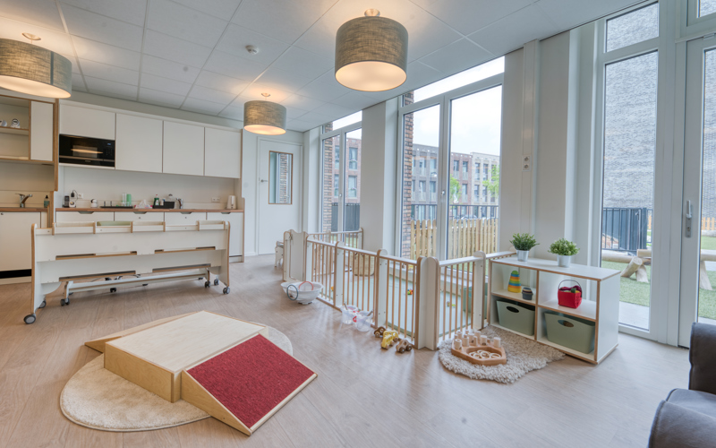 CompaNanny Lent babygroep kruipkist