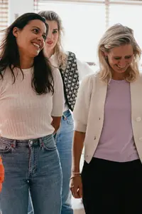 Werken Bij Compananny Collegas Staan Samen