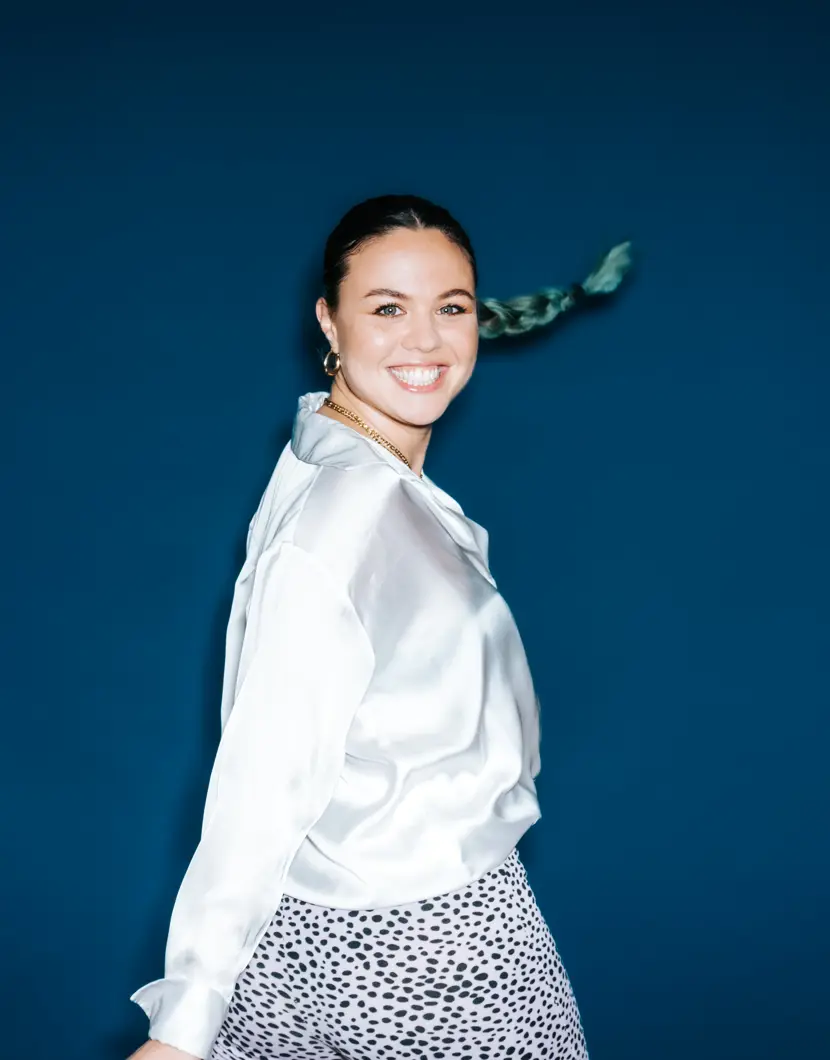 Name Werken Bij Compananny Vrouw In Witte Blouse