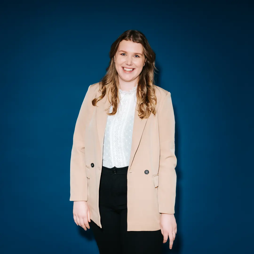 Portretfoto BBL Recruiter Anja CompaNanny