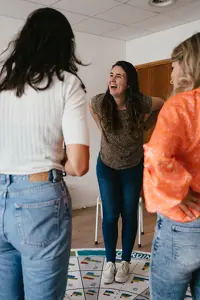Werken Bij Compananny Collegas Staan In Cirkel