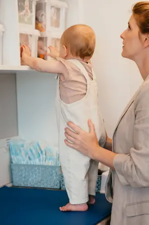 Werken Bij Compananny Kinderopvang Baby Staan Nanny